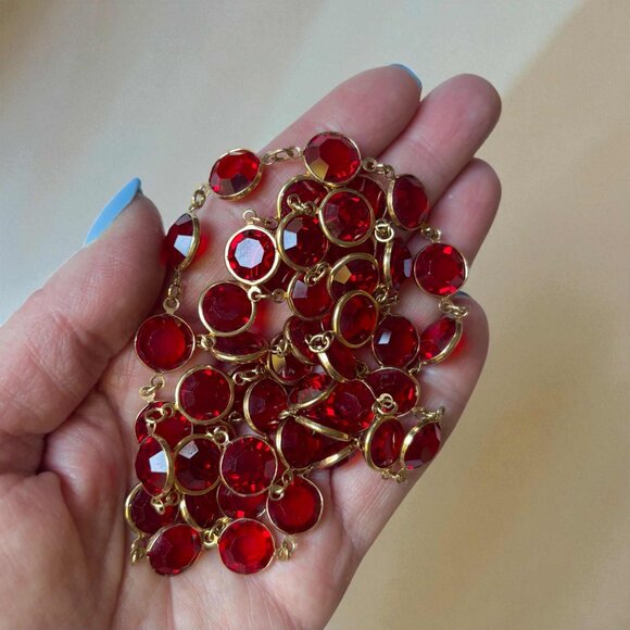 Vintage Red Swarovski Crystal Chanel Link Bezel Necklace Faceted Collectible - Picture 5 of 6